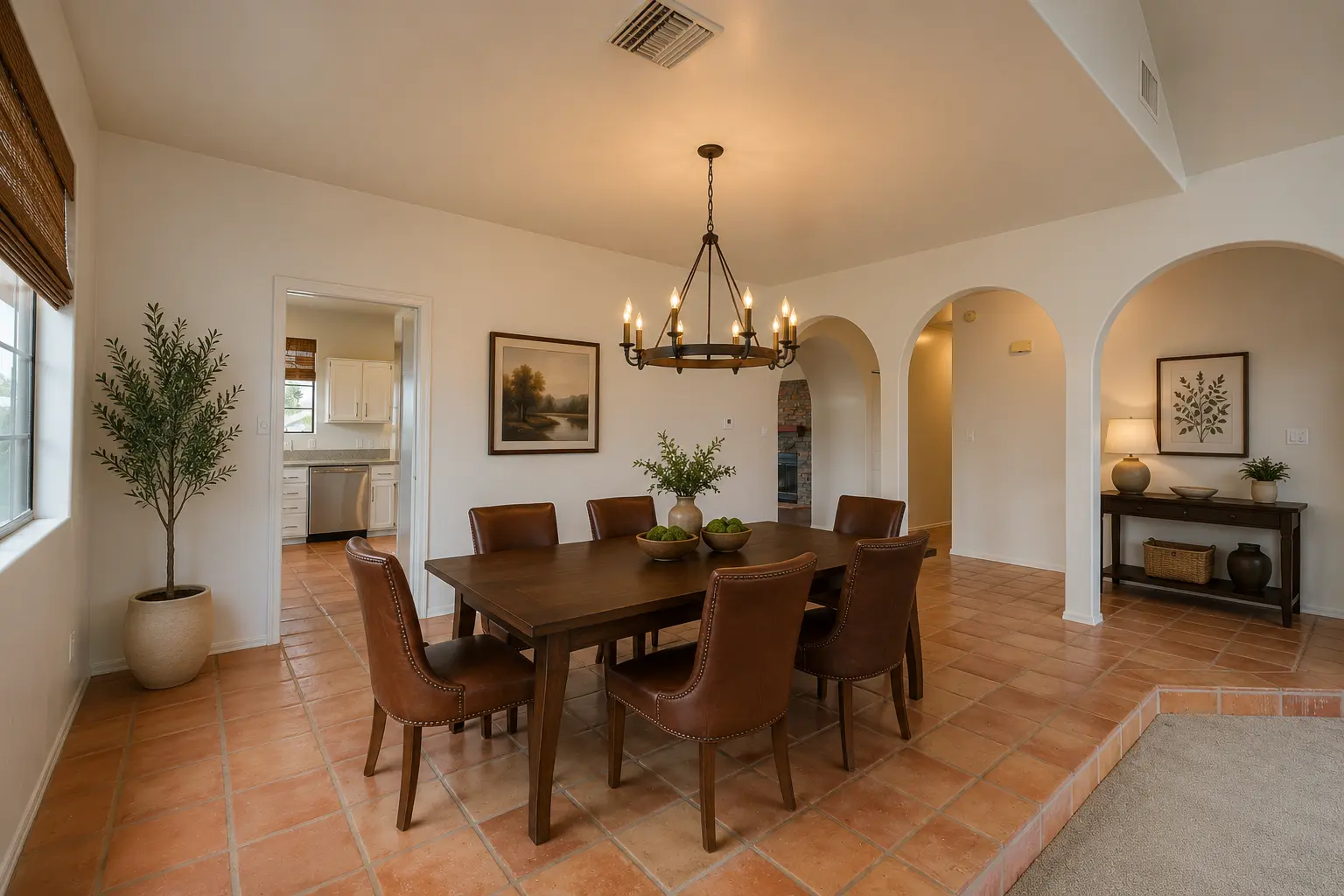 Lakeside Vista Villa — Dining Room